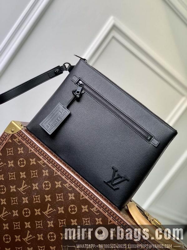 LV Bags Aerogram iPad M69837黑 30x22x5cm gf