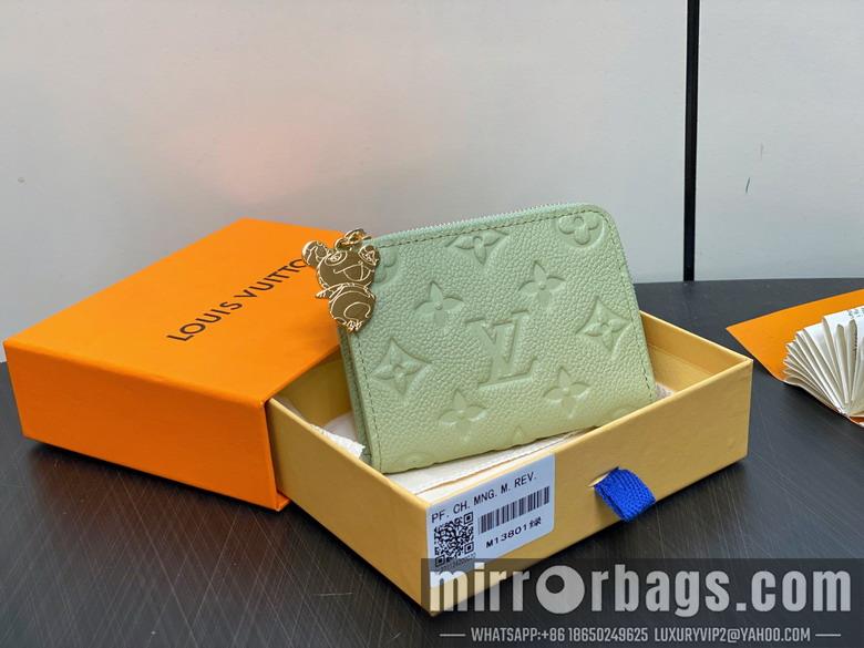 LV Bags Compact M13801 11x8.5x1.5cm gf2