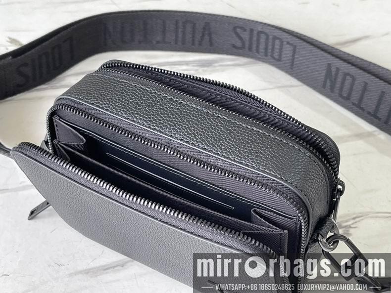 LV Bags Alpha Wearable M59161 18.5x11x6.5cm gf