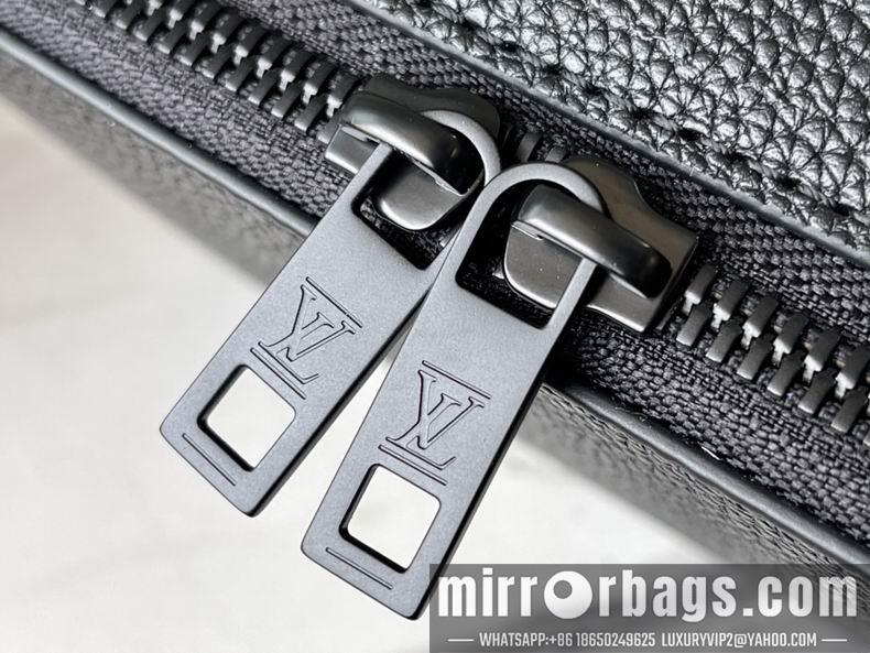 LV Bags Alpha Wearable M59161 18.5x11x6.5cm gf