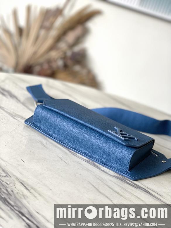 LV Bags Aerogram M57081 30x16x3cm gf1