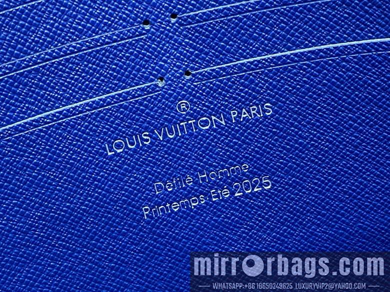 LV Bags Voyage M00145 27x21cm gf
