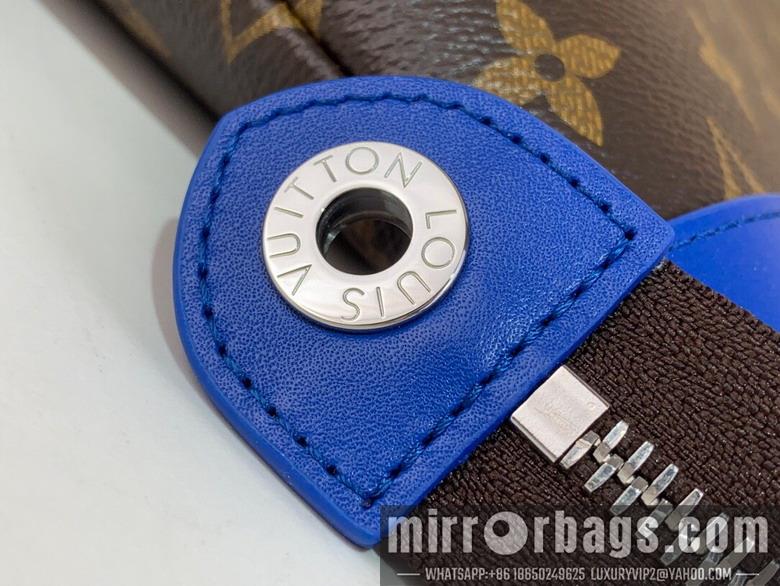 LV Bags Voyage m13198 21x7.5x30cm gf