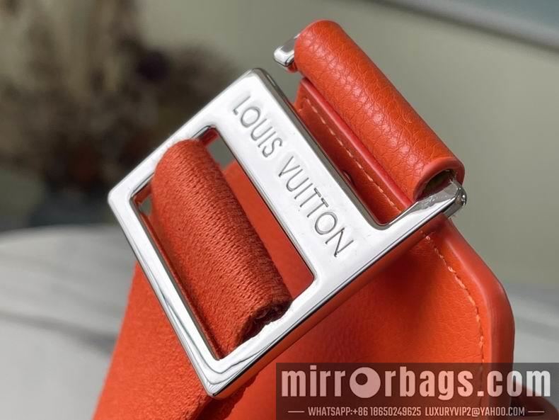 LV Bags Aerogram M59625 30x16x3 cm gf