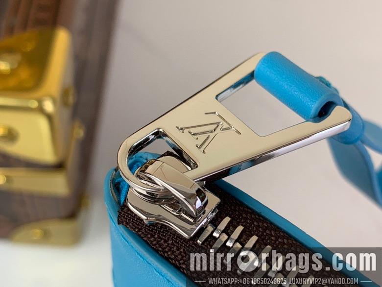 LV Bags Voyage m13198 21x7.5x30cm gf5