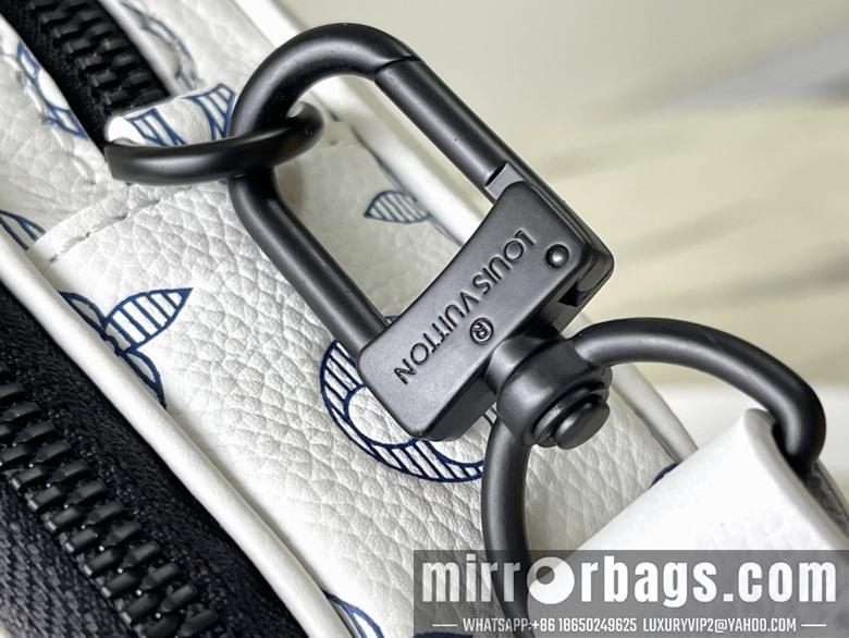 LV Bags Alpha M83383 11x18.5x6.5cm gf