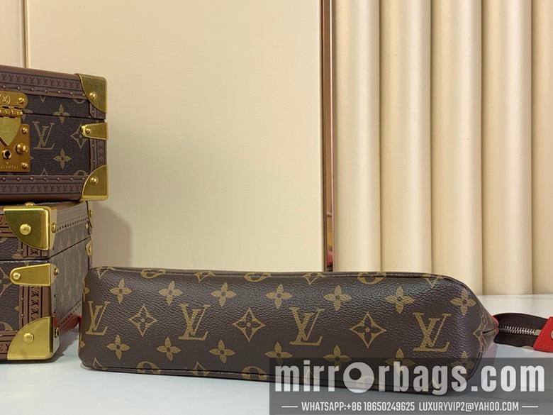 LV Bags Voyage m13198 21x7.5x30cm gf4