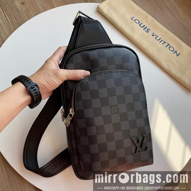 LV Bags 2073 27X18X5cm