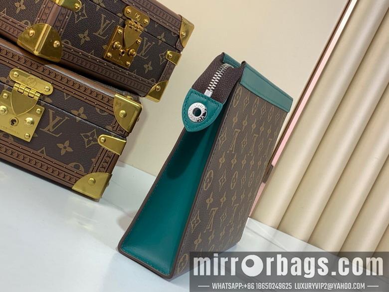 LV Bags Voyage m12815 21x6x27cm gf1