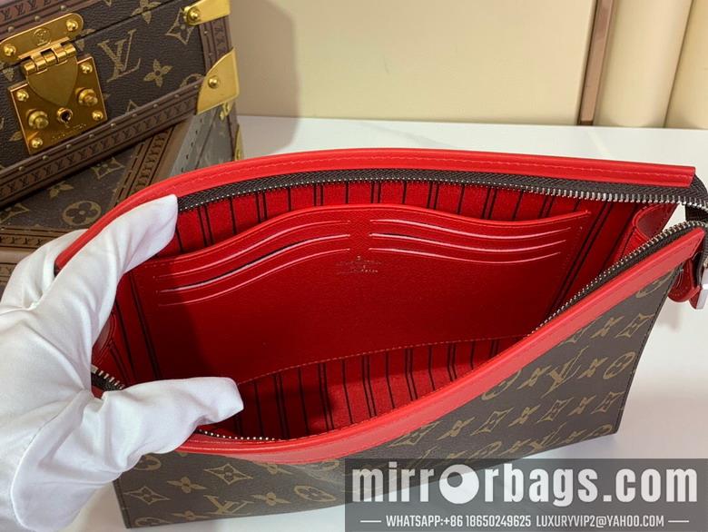 LV Bags Voyage m12815 21x6x27cm gf5