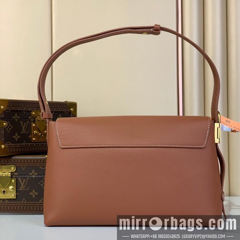 LV Bags Low Key m13151 30x18x12cm gf