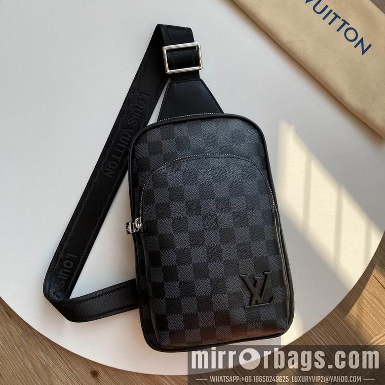 LV Bags 2073 27X18X5cm
