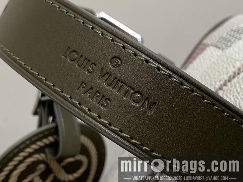 LV Bags Dopp Kit M00112 23x13x12cm gf
