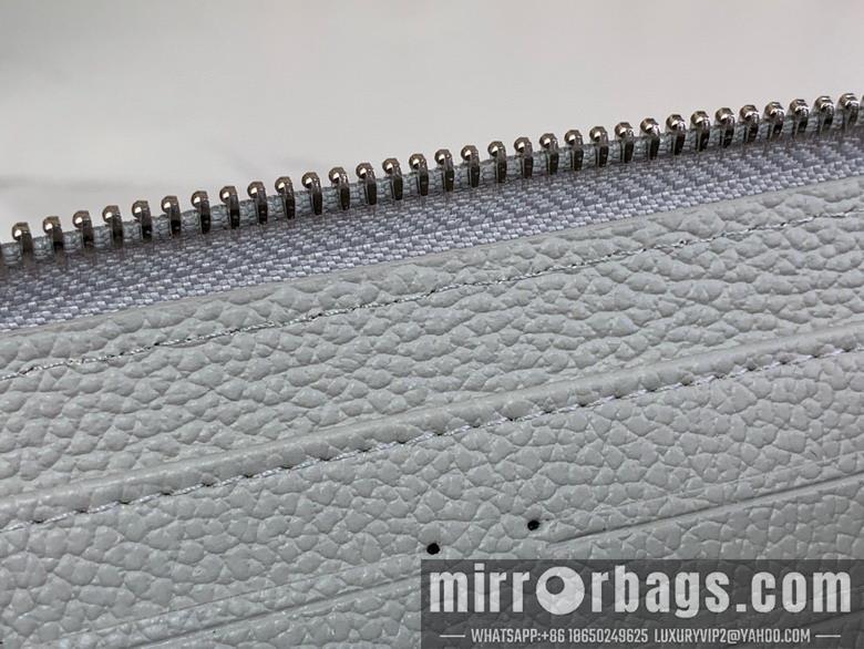 LV Bags Zippy m14228 19.5x10.5x2.5cm gf