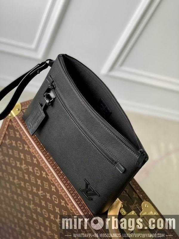 LV Bags Aerogram iPad M69837黑 30x22x5cm gf