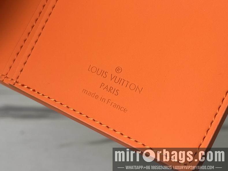 LV Bags Aerogram M81153 10x19x2 cm gf