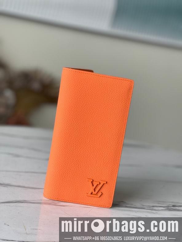 LV Bags Aerogram M81153 10x19x2 cm gf