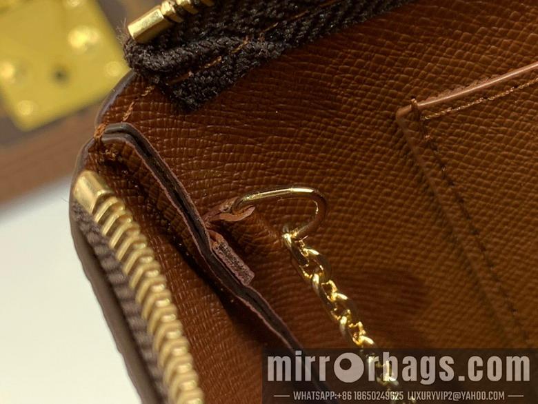 LV Bags Cles m13560 15.5x1x24cm gf