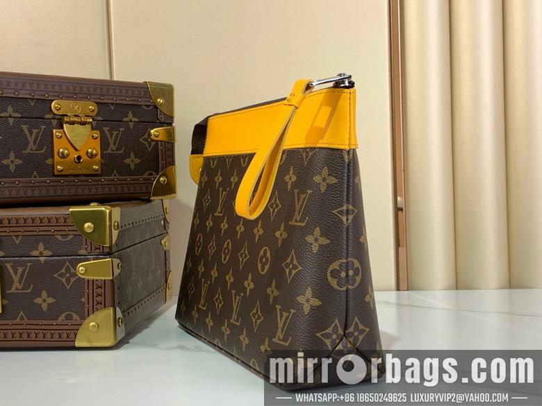 LV Bags Voyage m13198 21x7.5x30cm gf2