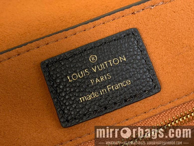 LV Bags Low Key m13148 30x18x12cm gf