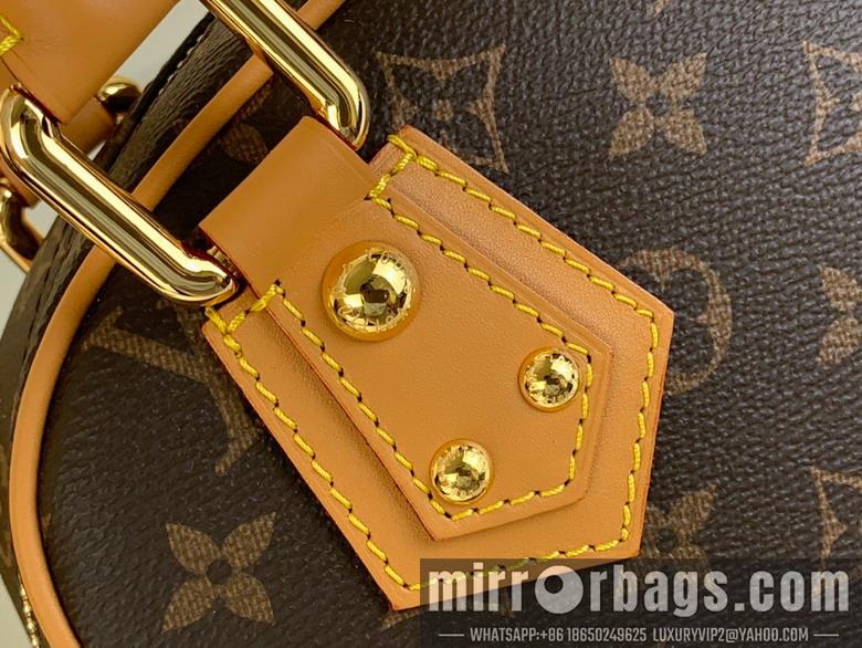 LV Bags M40026 30x12x20cm gf