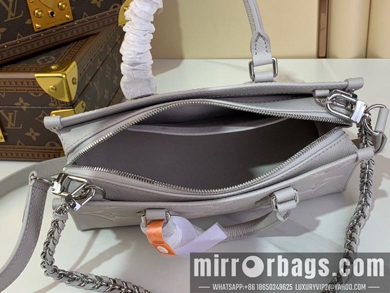 LV Bags On M23640 25x13x10cm gf