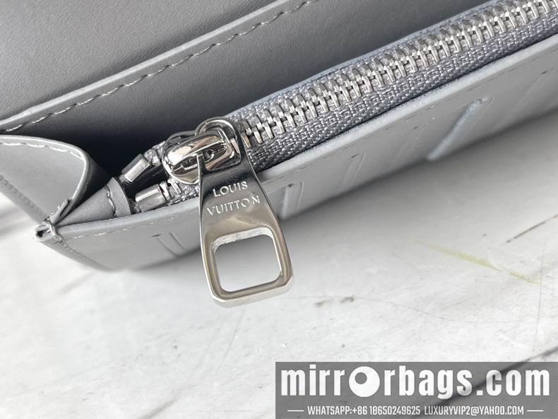 LV Bags Aerogram M81153 10x19x2 cm gf