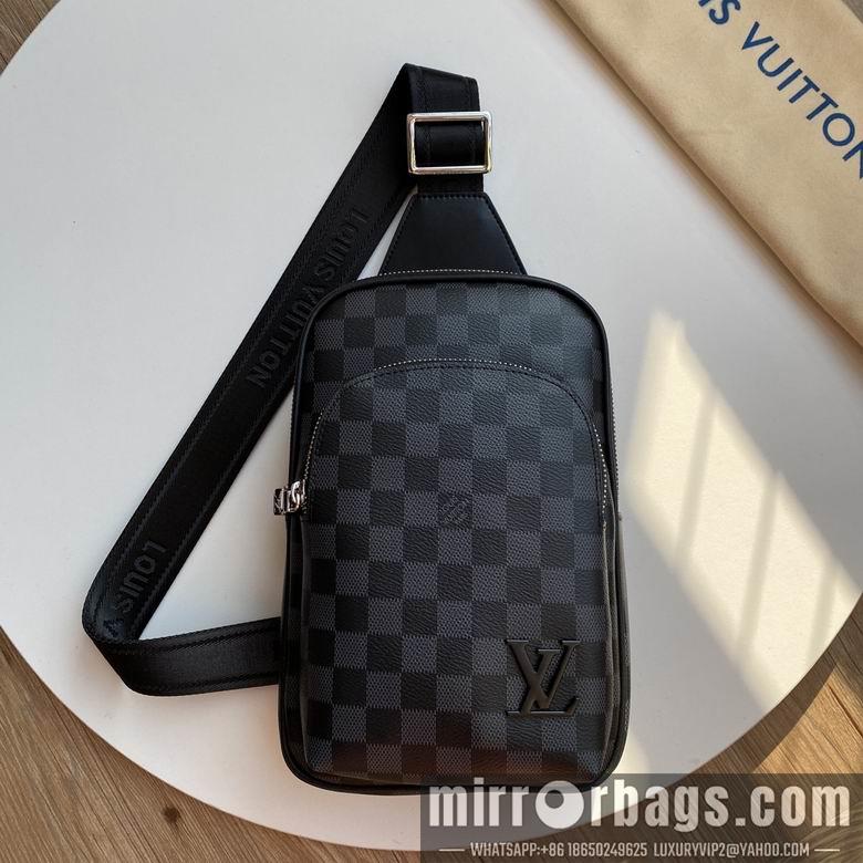 LV Bags 2073 27X18X5cm