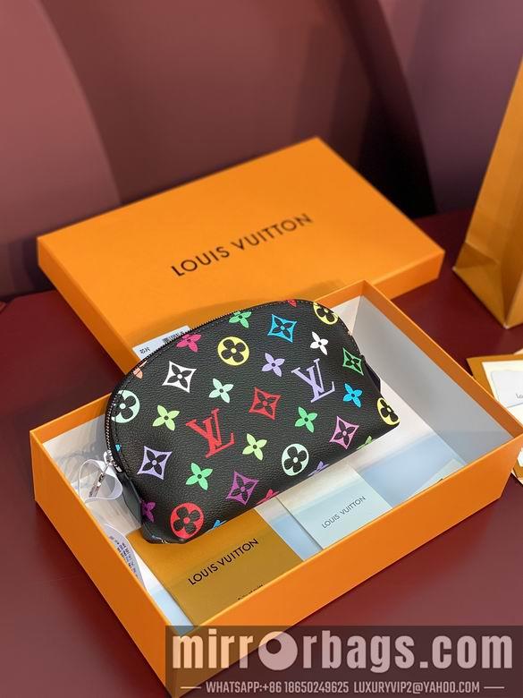 LV Bags M13744 19X12X6cm