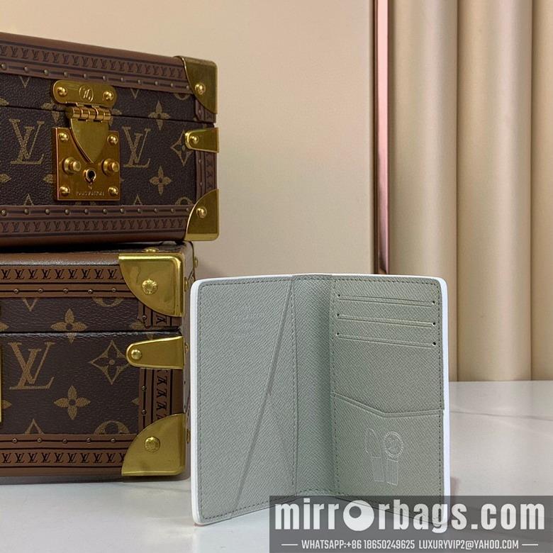 LV Bags M13910 8x11x1cm gf