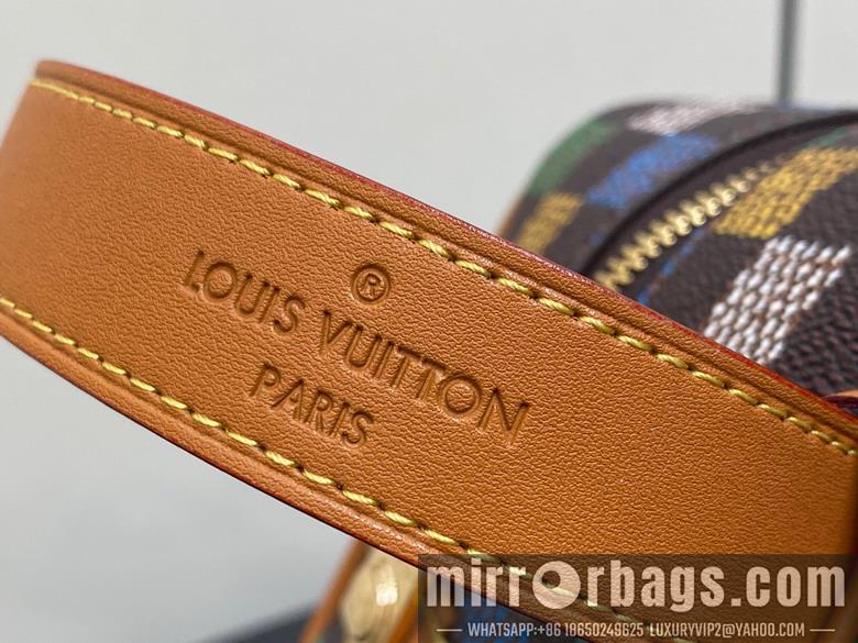 LV Bags Dopp Kit M00151 23x13x12cm gf