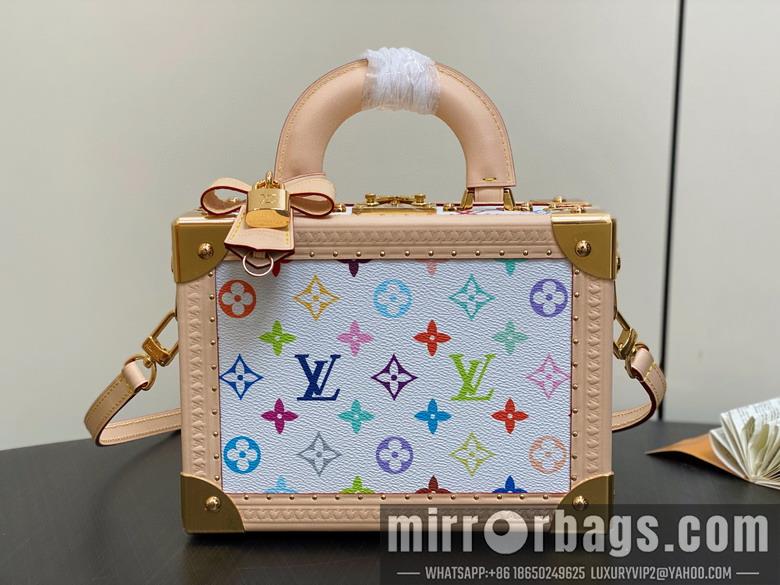 LV Bags M13125 22.5x17.5x11cm gf