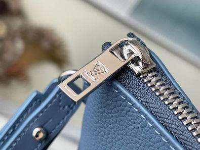 LV Bags Aerogram M81029 30x22x5 cm gf