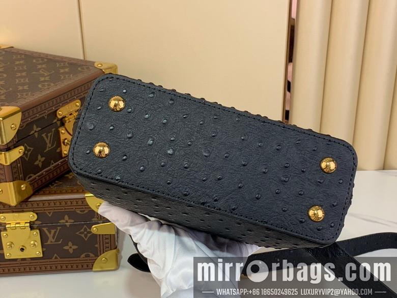 LV Bags Cap m11908 21x13.6x8cm gf3