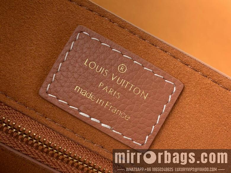 LV Bags Low Key m13151 30x18x12cm gf