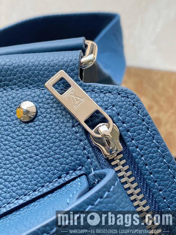 LV Bags Aerogram M57081 30x16x3cm gf1