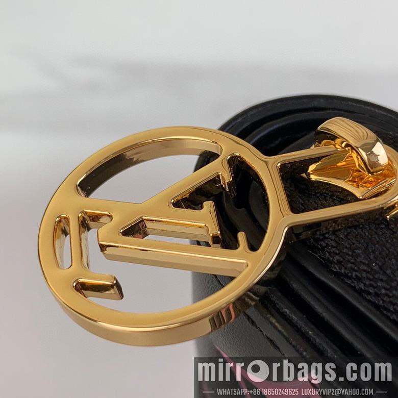 LV Bags Clea m13829 11.5x8.5x2.2cm gf