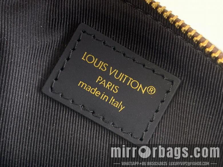 LV Bags Keepit M14806 12x6x29cm gf