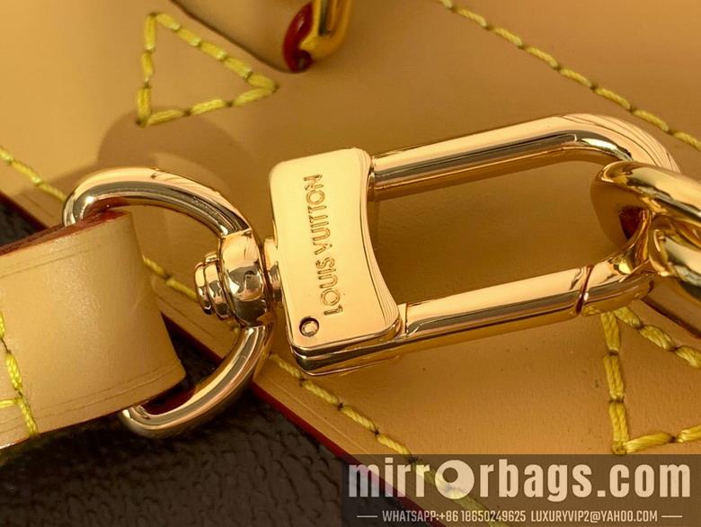 LV Bags Soho M14653 24x32x9cm gf