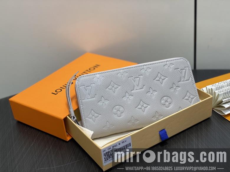 LV Bags Zippy M13825 19.5x10.5x2.5cm gf