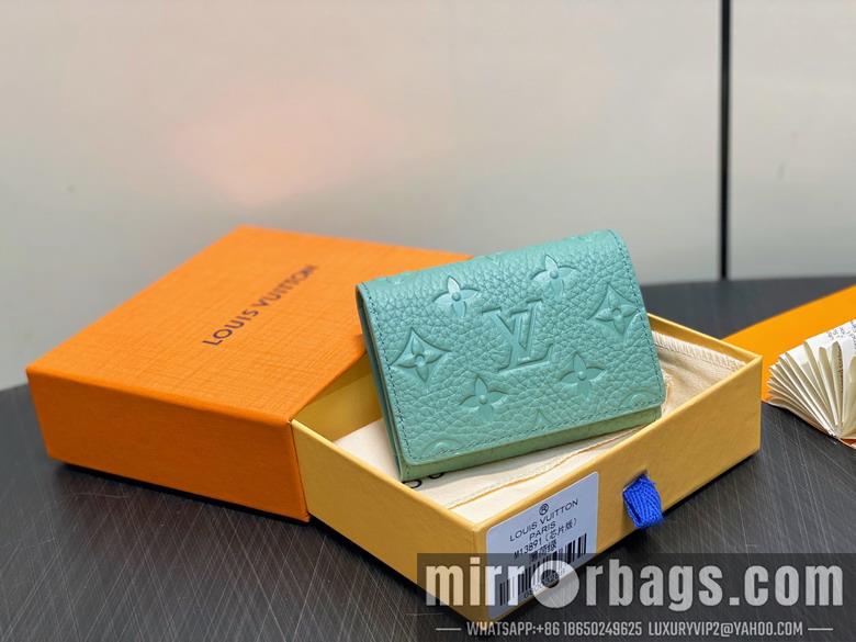 LV Bags Ski M13891 8x1x10.5cm gf
