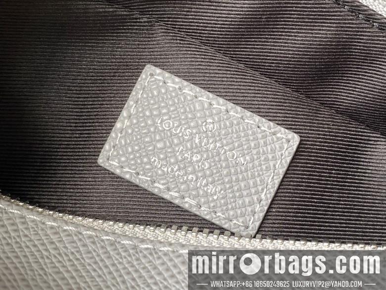 LV Bags Avenue M11657 22.5x15.5x7.5cm gf.