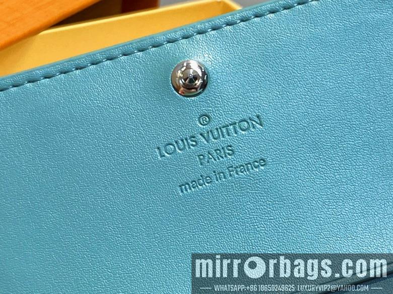 LV Bags Ski M13891 8x1x10.5cm gf