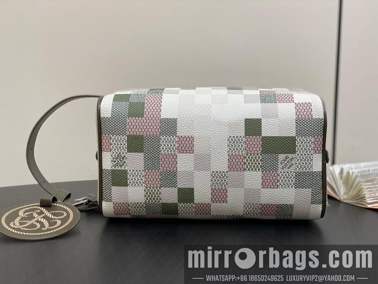 LV Bags Dopp Kit M00112 23x13x12cm gf