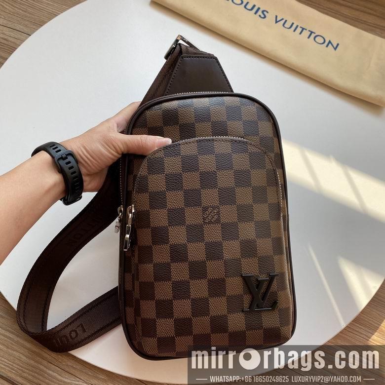 LV Bags 2074 27X18X5cm