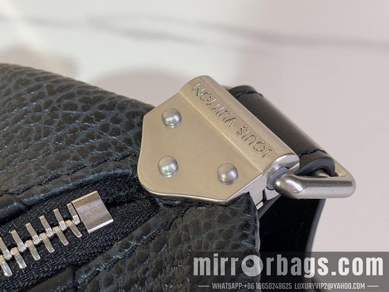 LV Bags Biker M14700 38x15x15cm gf