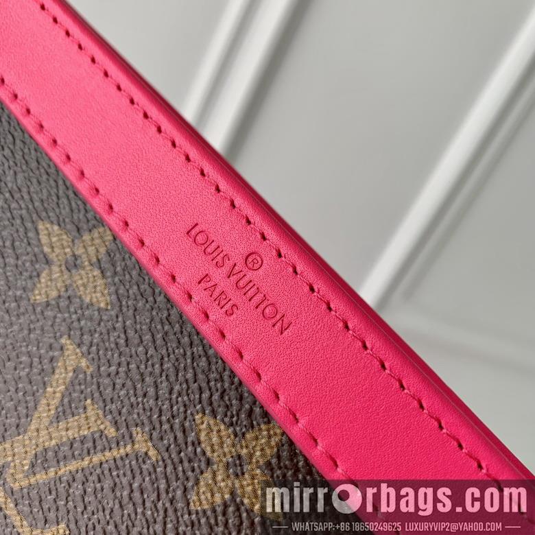 LV Bags Alpha M81124 18.5x11x6.5cm gf4