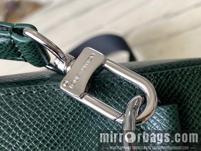 LV Bags Avenue M11657 22.5x15.5x7.5cm gf1