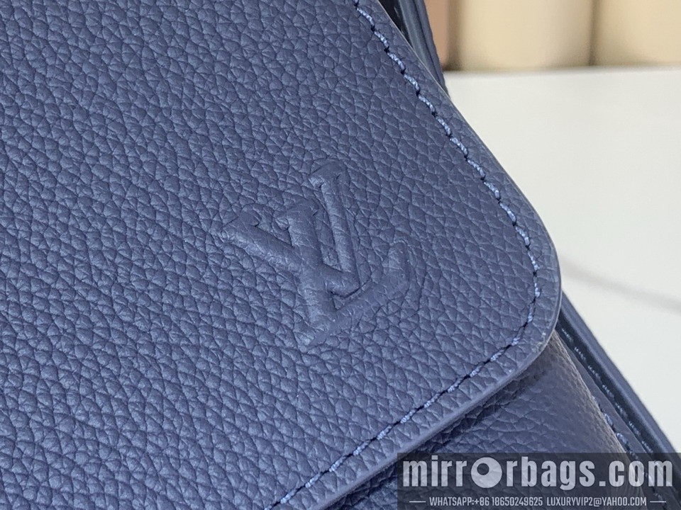 LV Bags Boarding m15260 18x9x24cm gf