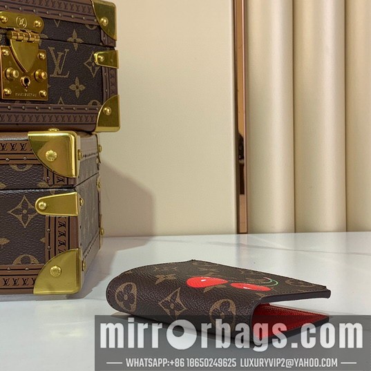 LV Bags Lisa m13420 11.5x1.5x9cm gf